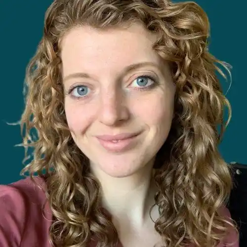 Alyssa+Baxter.jpeg Portrait of Alyssa Baxter for purposes of testimonial.